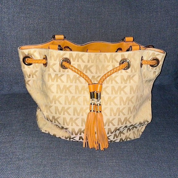 Michael Kors bag purse - Picture 9 of 17